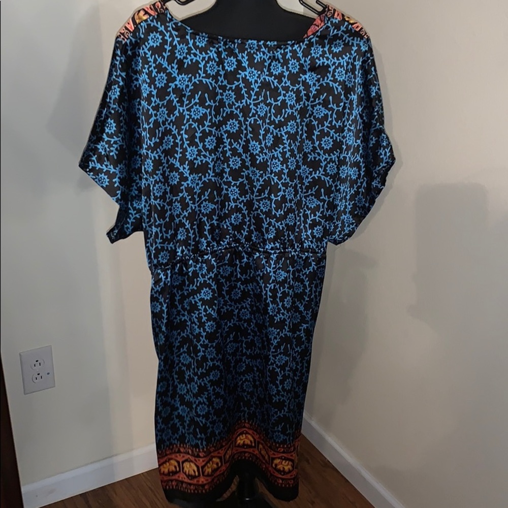 Dress - Picture 11 of 11
